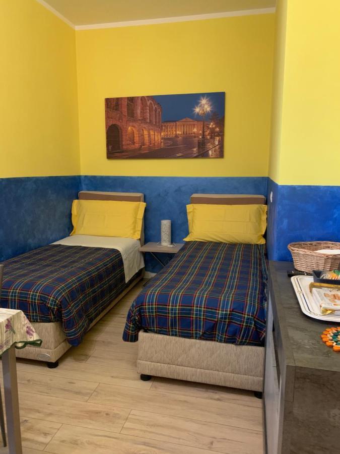 ヴェローナCasa Rosalinaアパートメント エクステリア 写真